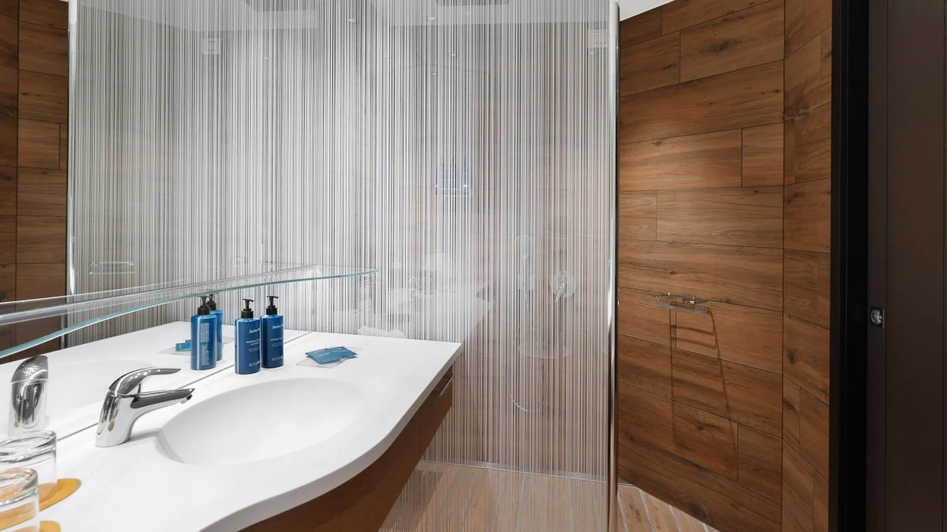 Radisson Blu Hotel, Bergamo Choruslife